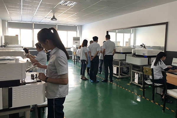 測(cè)試備貨組比賽現(xiàn)場(chǎng) 測(cè)試備貨組比賽現(xiàn)場(chǎng)