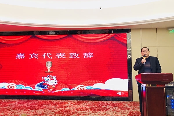 無(wú)錫鑄協(xié)秘書(shū)長(zhǎng) — 鄧桂云 無(wú)錫鑄協(xié)秘書(shū)長(zhǎng) — 鄧桂云