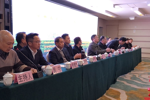 GLMY創想儀器真空型直讀光譜儀器抵達安徽第十四屆鑄造技術大會展示 GLMY創想儀器真空型直讀光譜儀器抵達安徽第十四屆鑄造技術大會展示