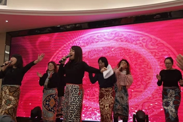 七“仙女”的《最炫民族風》 七“仙女”的《最炫民族風》