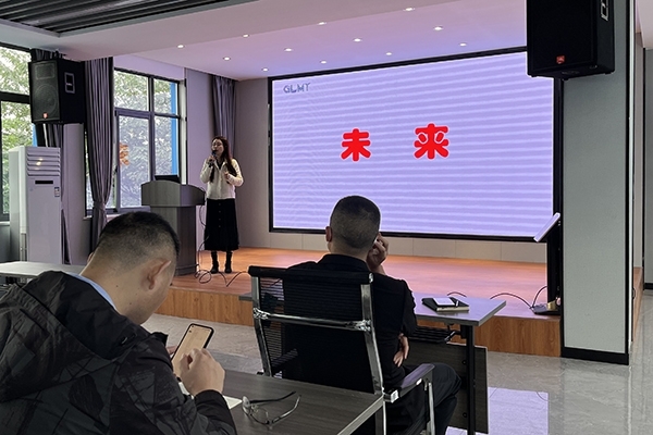 銷售經理顧惠惠 銷售經理顧惠惠